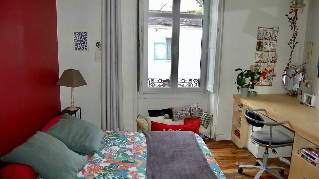 Photo of Bedroom in Jean-Mace - Chantenay