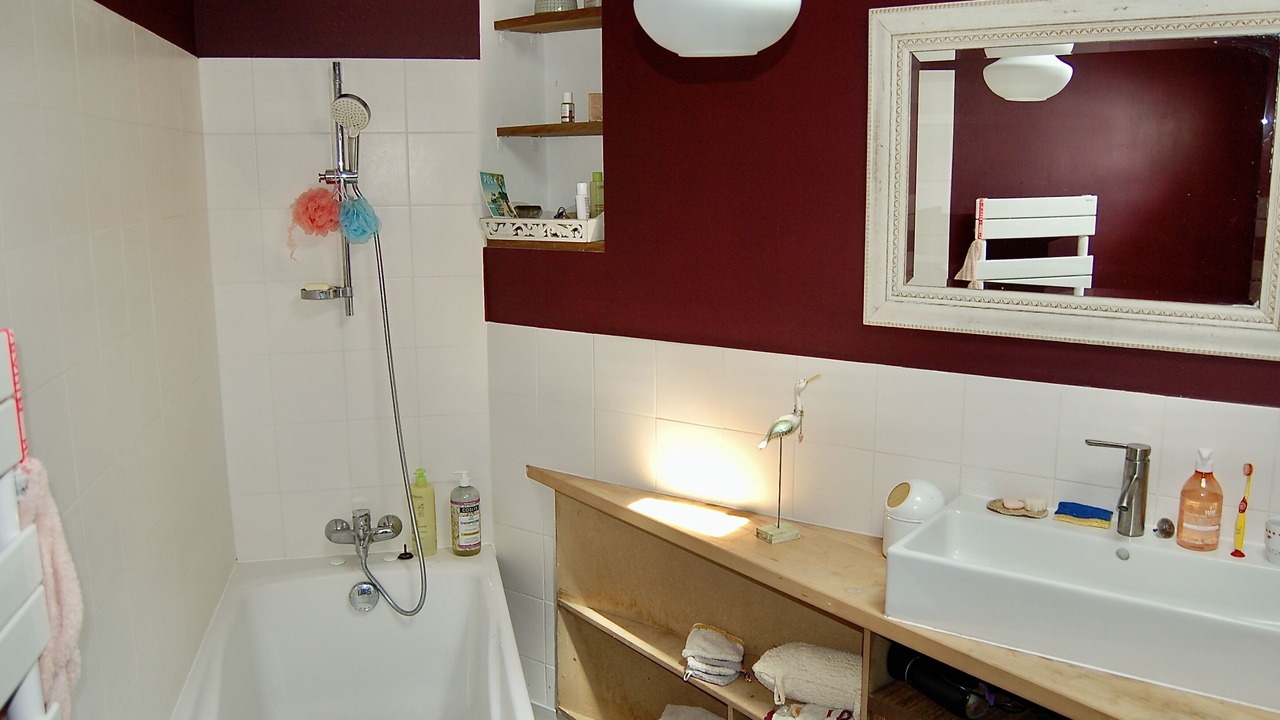 Photo of Bathroom in Jean-Mace - Chantenay