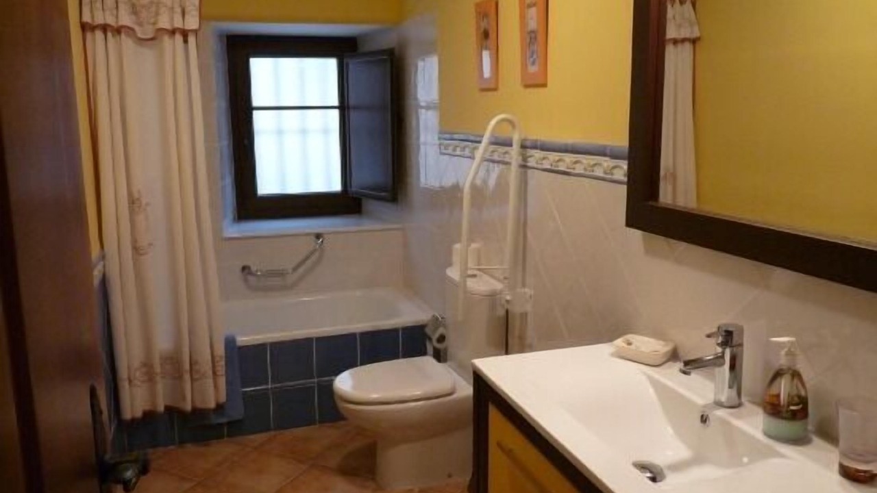 Photo of Bathroom in Las Hormazas