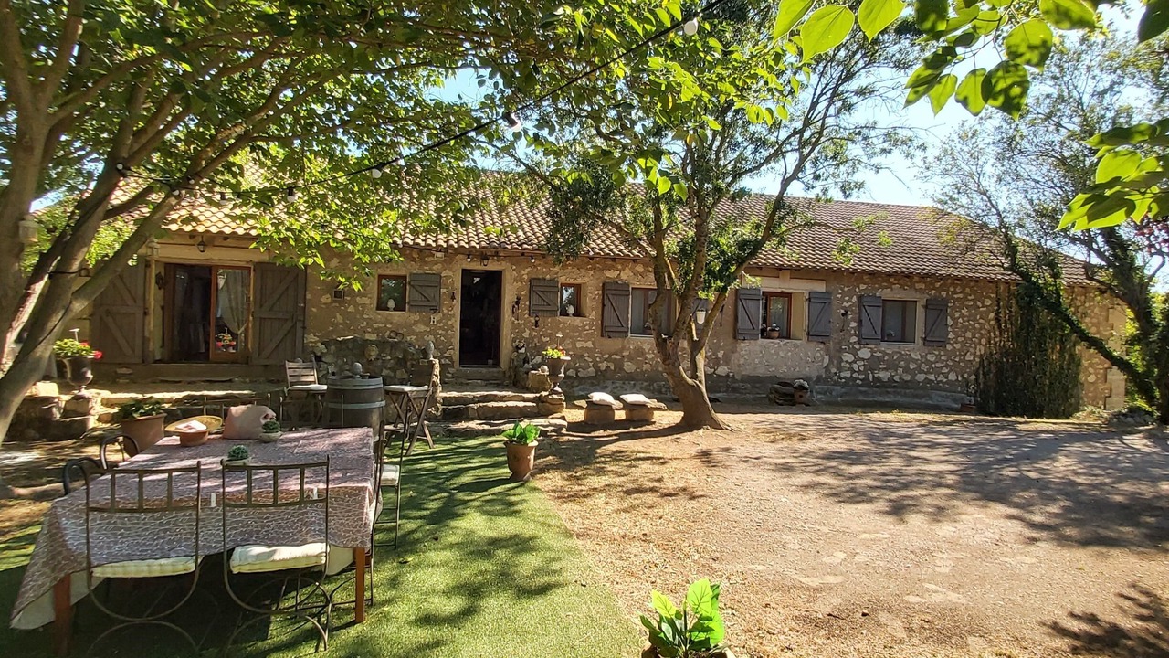 Photo of Outdoor in Montels