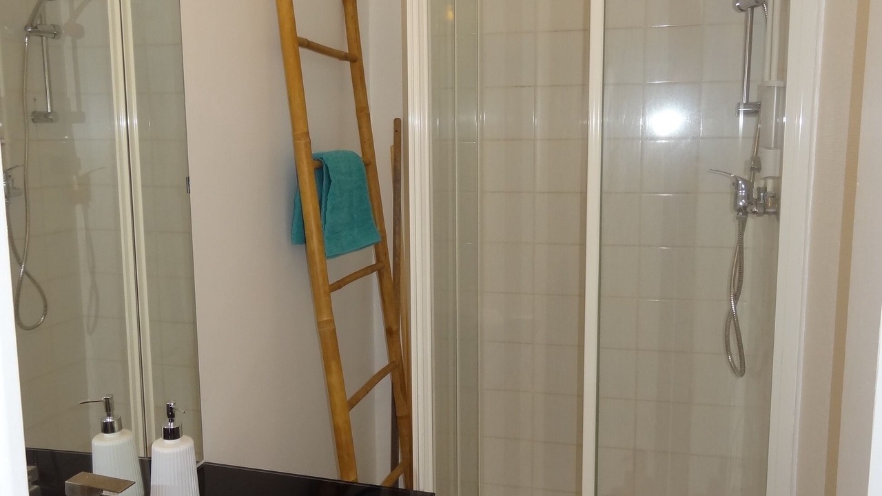 Photo of Bathroom in Downtown Le Havre