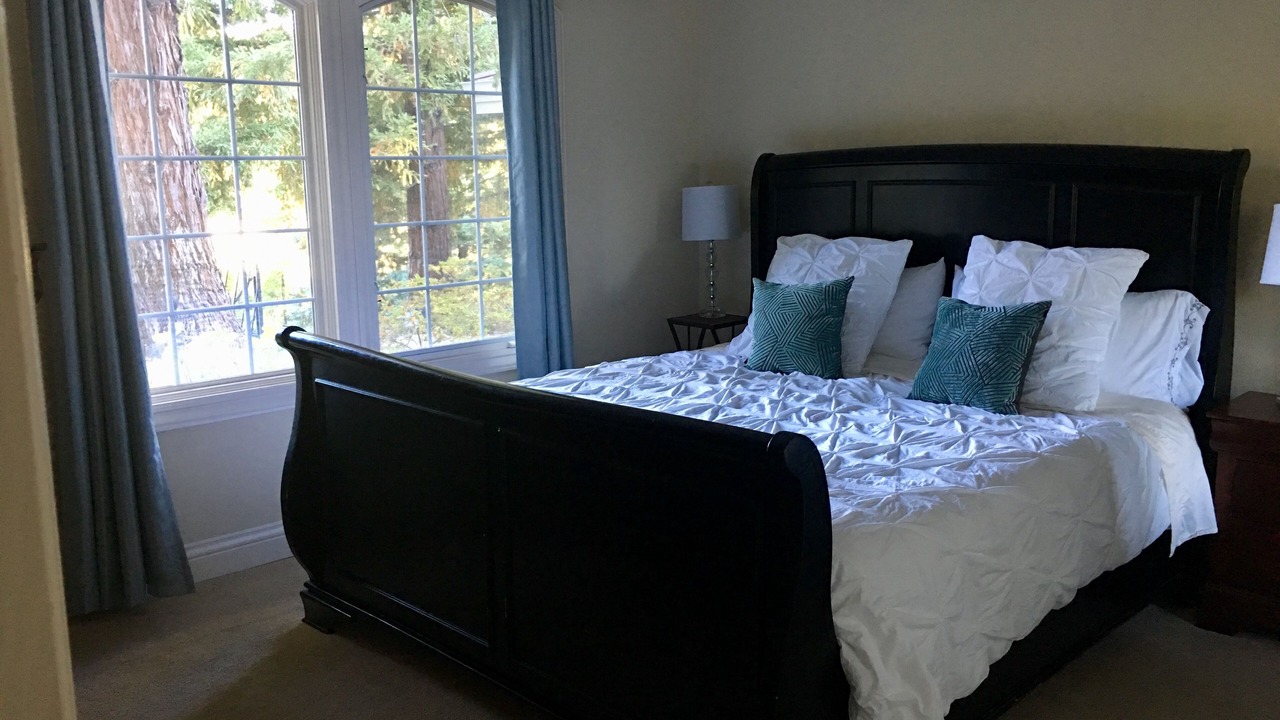 Photo of Bedroom in Woodside