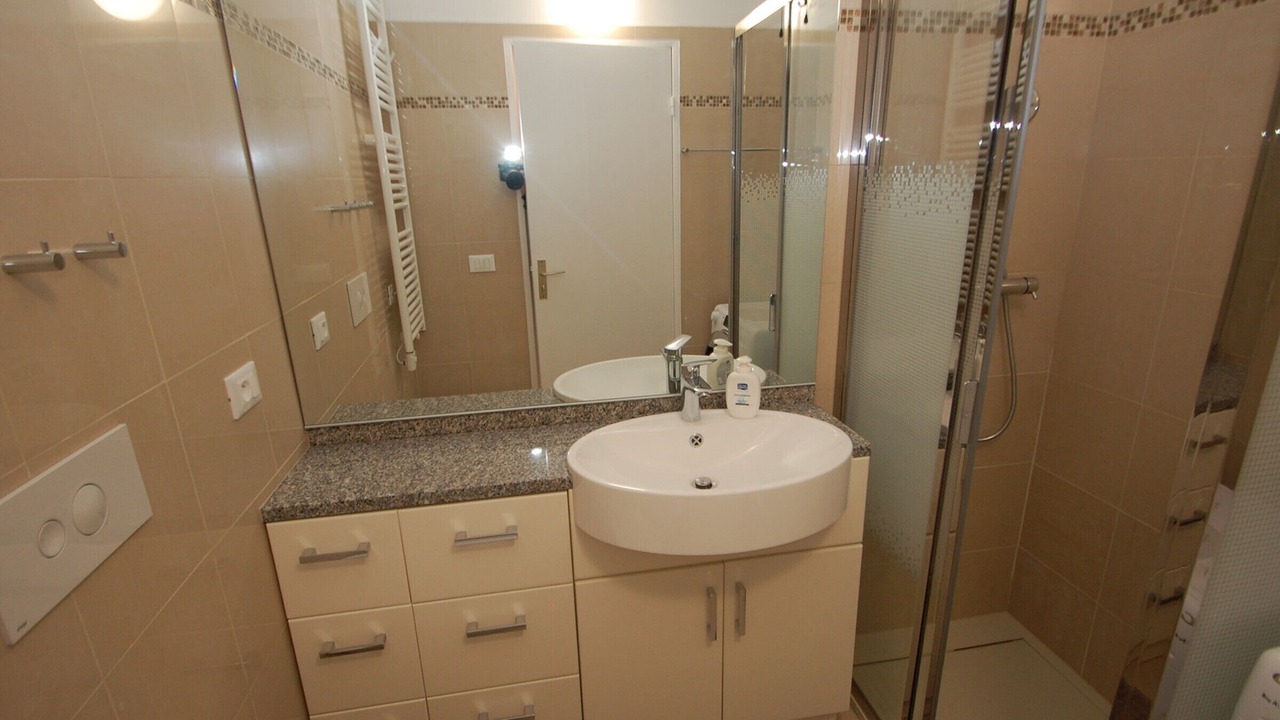 Photo of Bathroom in Menton