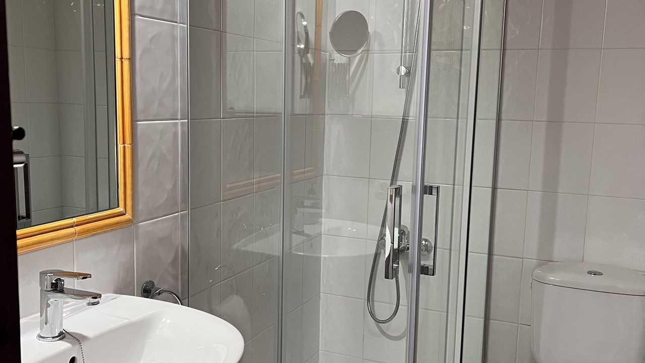 Photo of Bathroom in Sagas