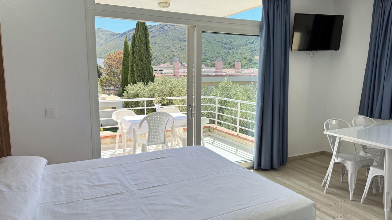Photo of Bedroom in El Mas Oliva