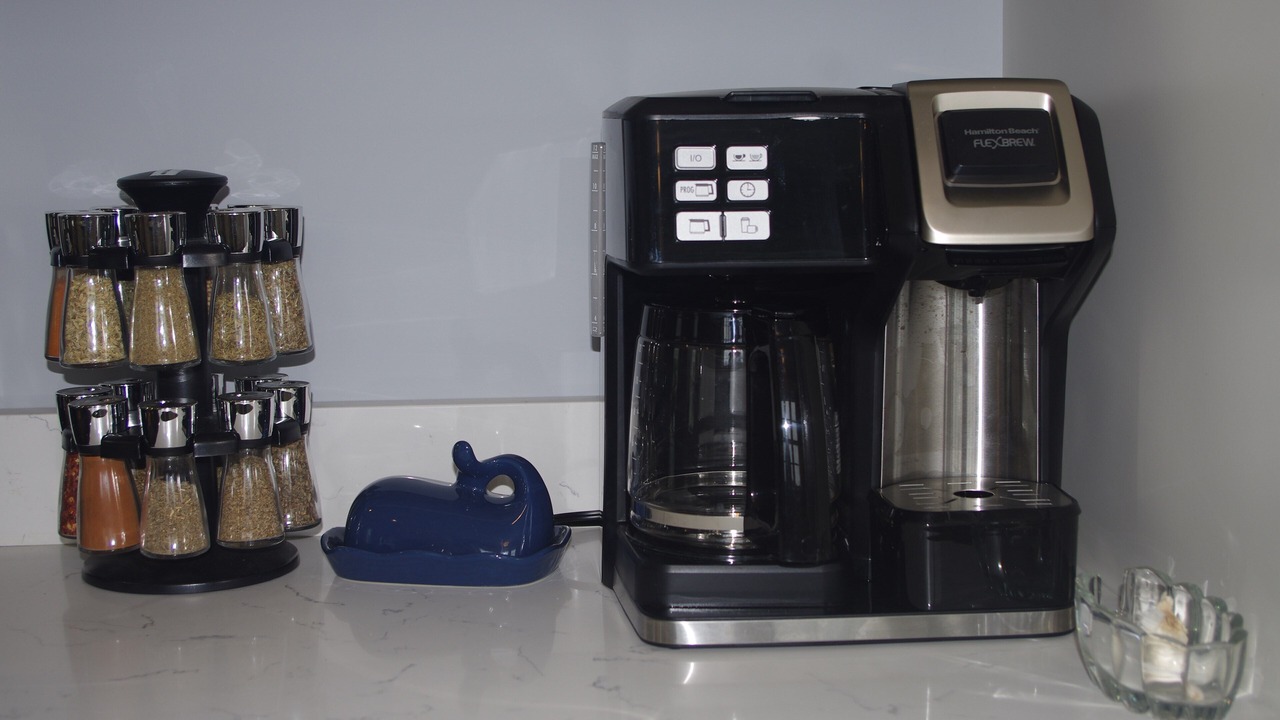 Photo of Others in Tom Nevers