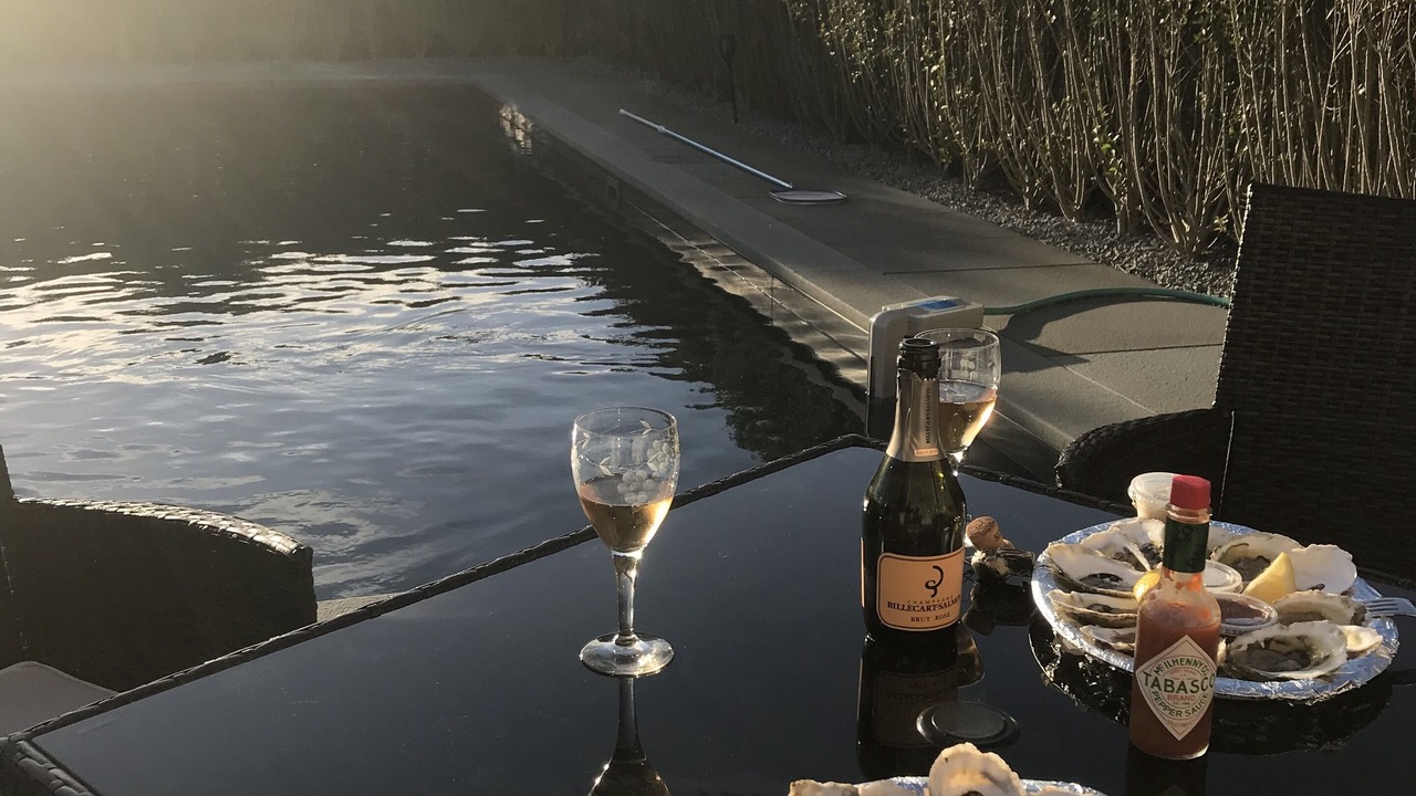 Photo of Others in Tom Nevers