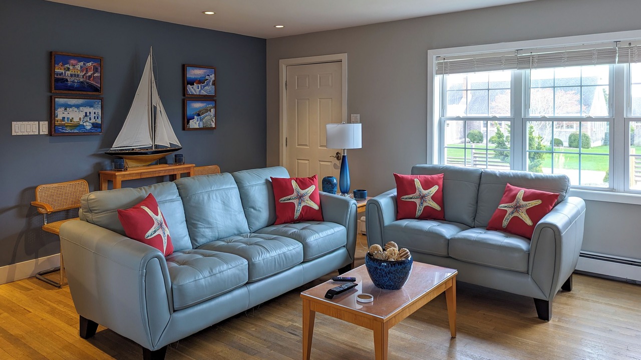 Photo of Livingroom in Orient Point