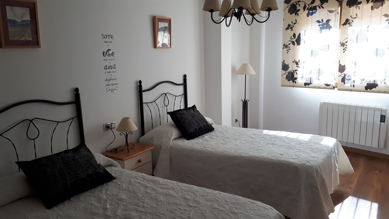 Photo of Bedroom in Orihuela del Tremedal