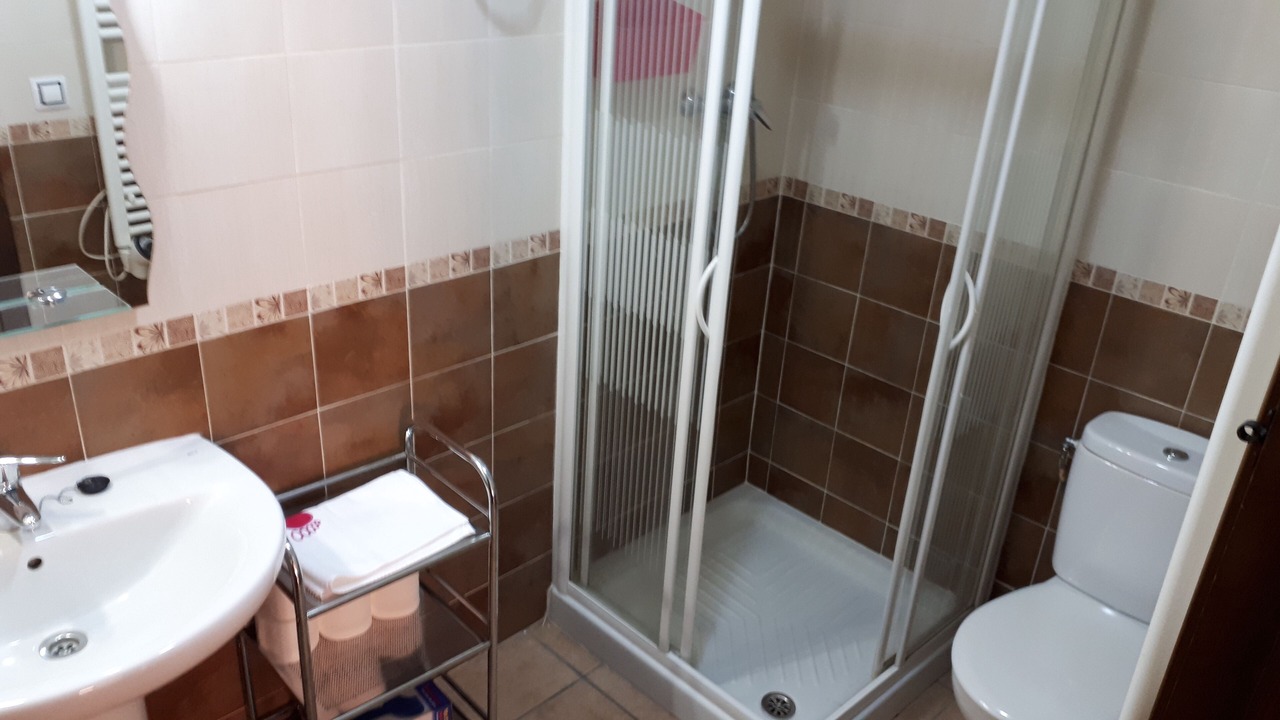 Photo of Bathroom in Orihuela del Tremedal