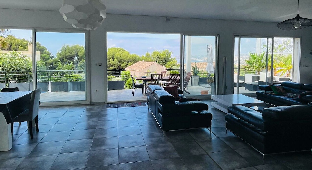 Photo of Livingroom in Les Borels