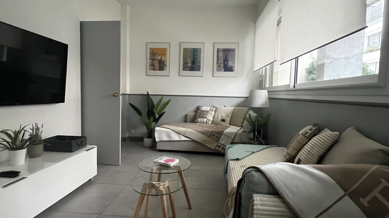 Photo of Livingroom in Saint-Lambert