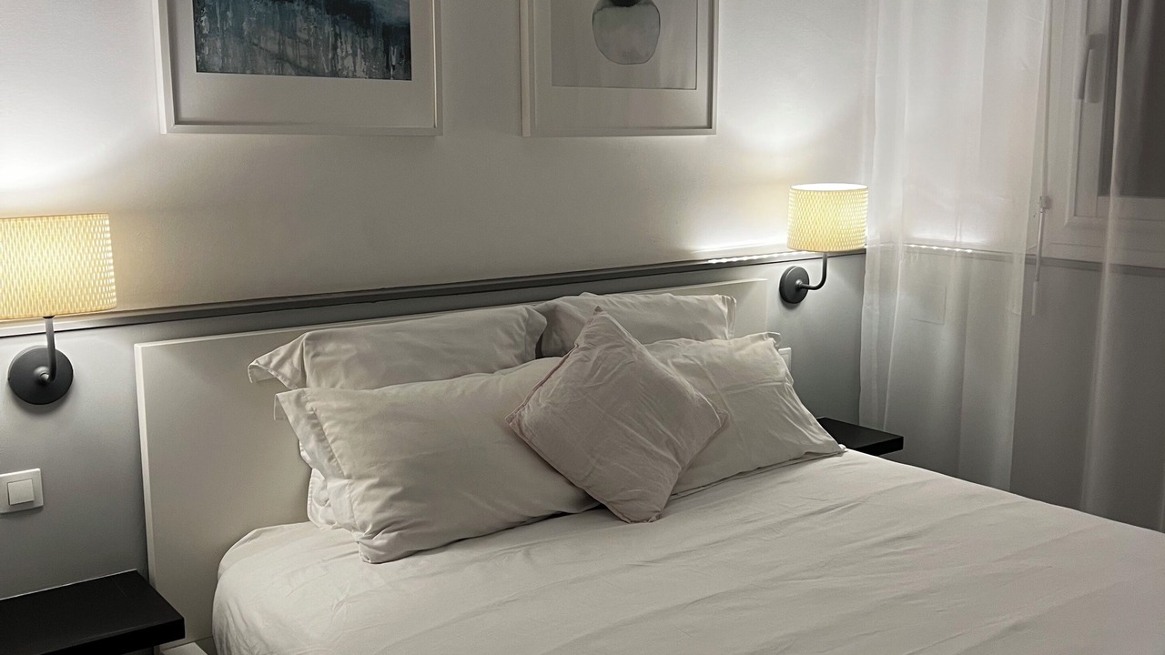 Photo of Bedroom in Saint-Lambert