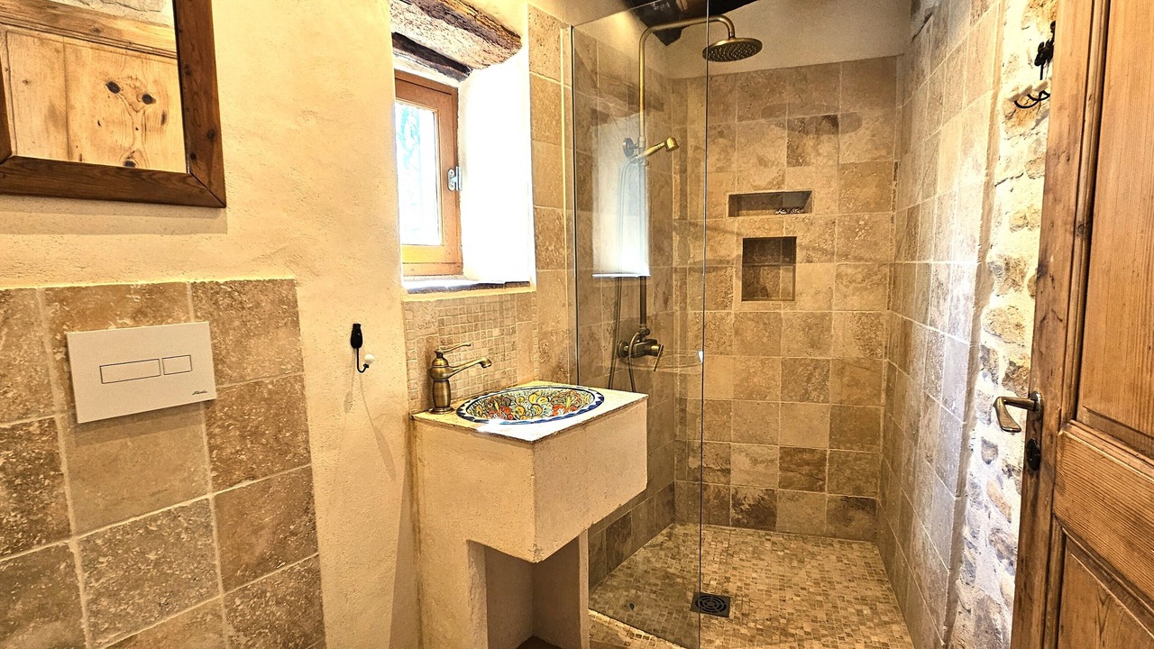 Photo of Bathroom in Goudargues