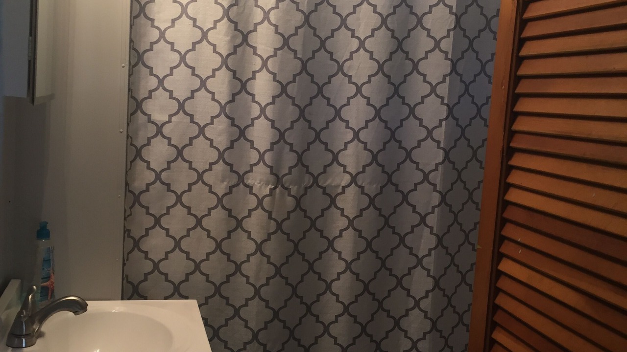 Photo of Bathroom in Day