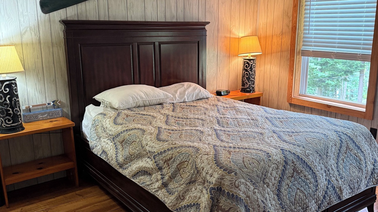 Photo of Bedroom in Day