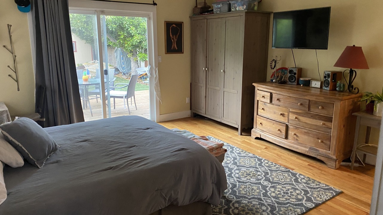 Photo of Bedroom in South Berkeley