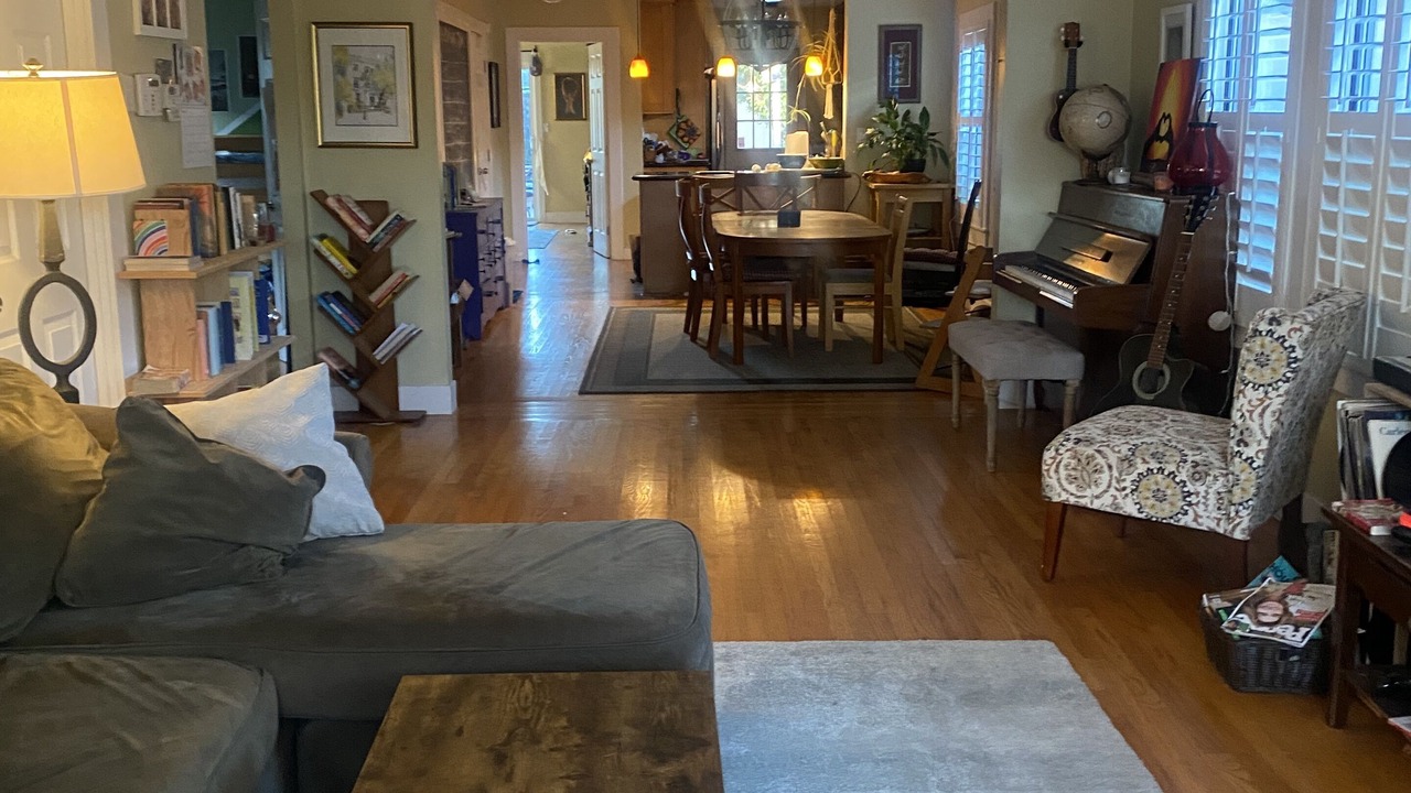 Photo of Livingroom in South Berkeley
