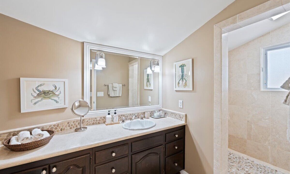 Photo of Bathroom in Balboa Island