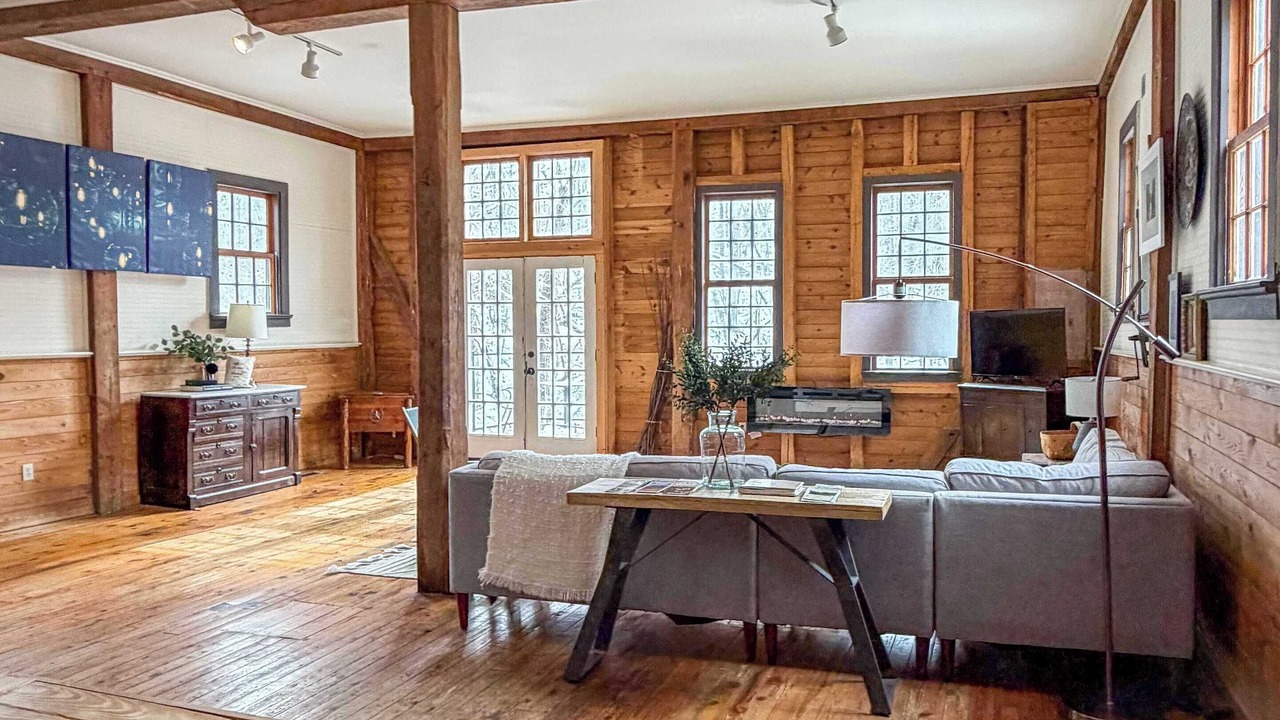 Photo of Livingroom in Westfield