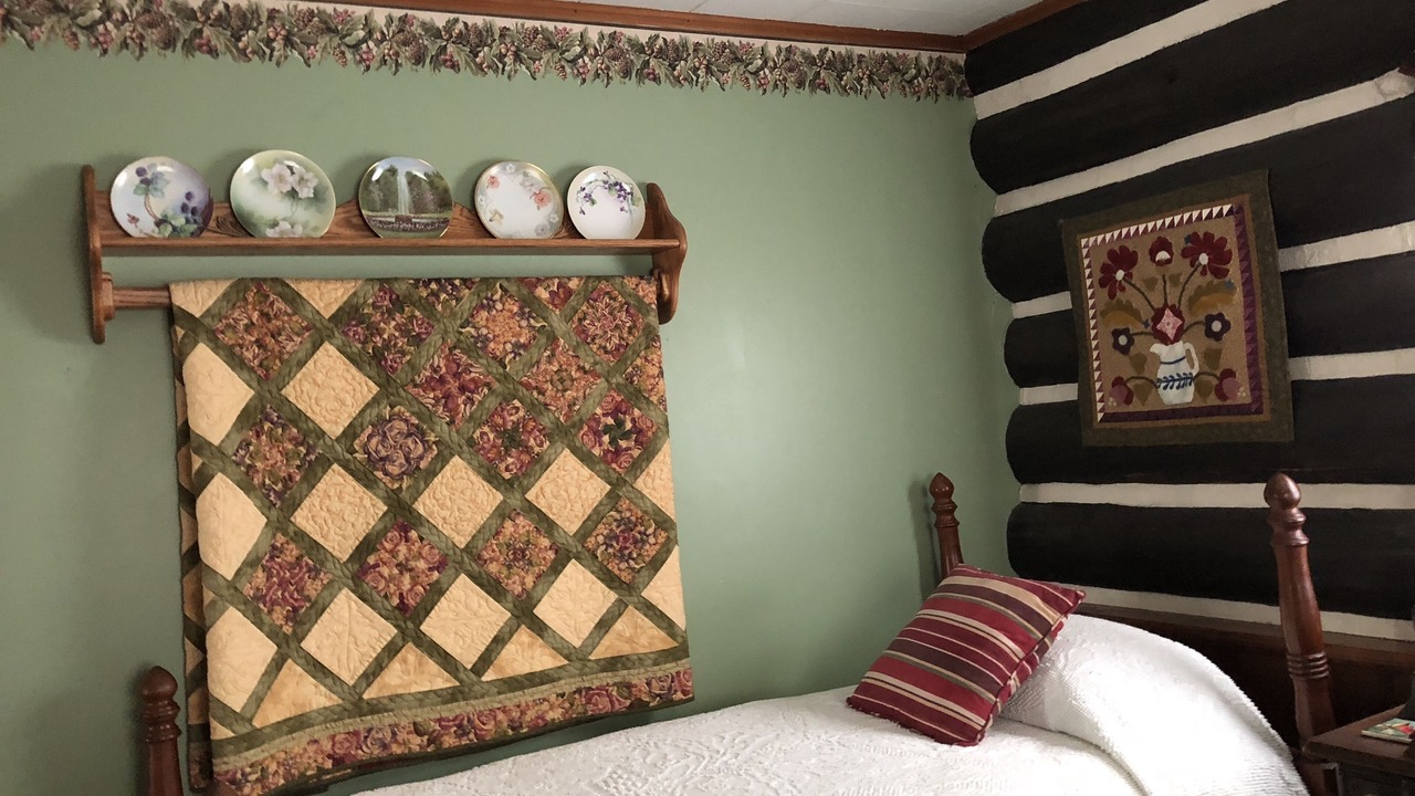 Photo of Bedroom in Iowa Falls