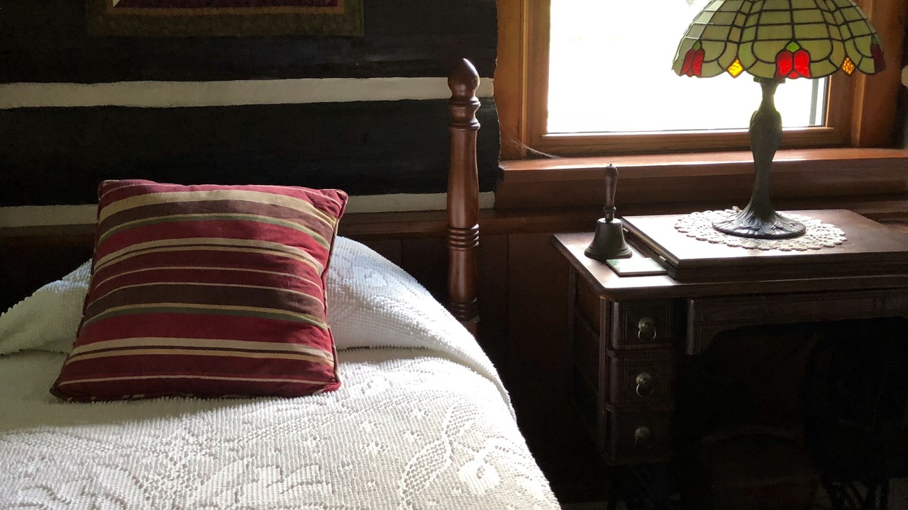 Photo of Bedroom in Iowa Falls