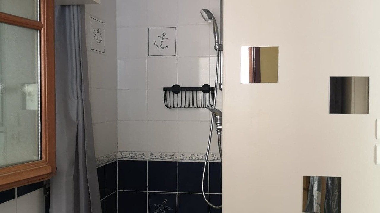 Photo of Bathroom in Dinard