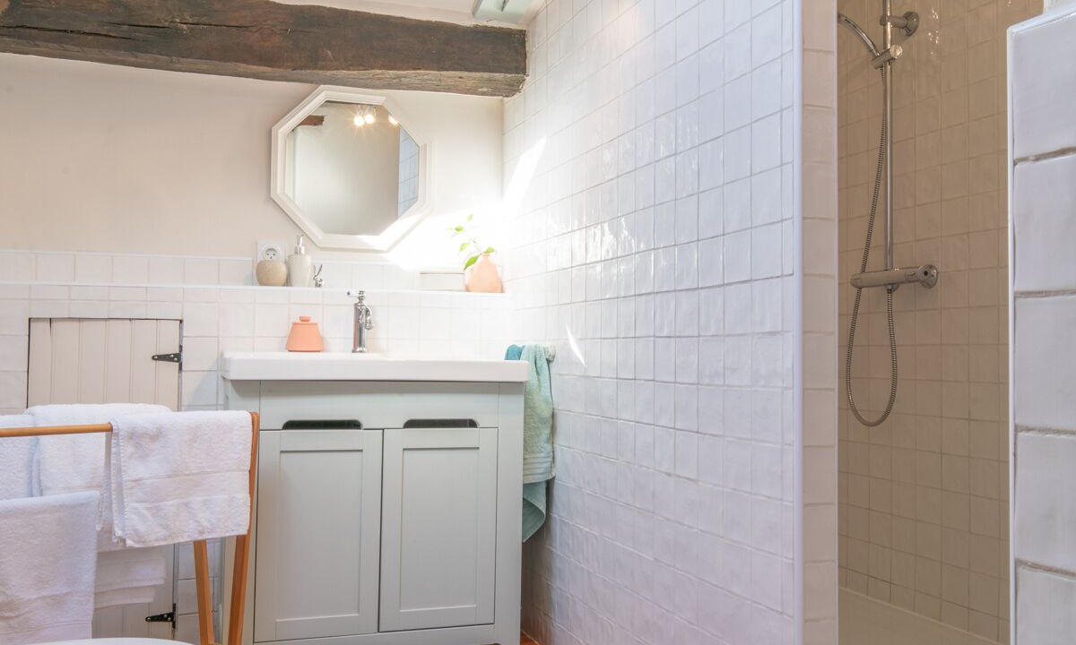 Photo of Bathroom in Beaumont-de-Lomagne