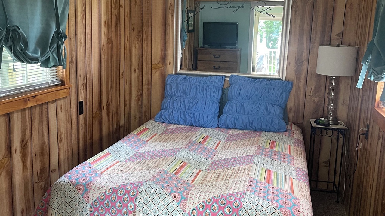 Photo of Bedroom in Rockport