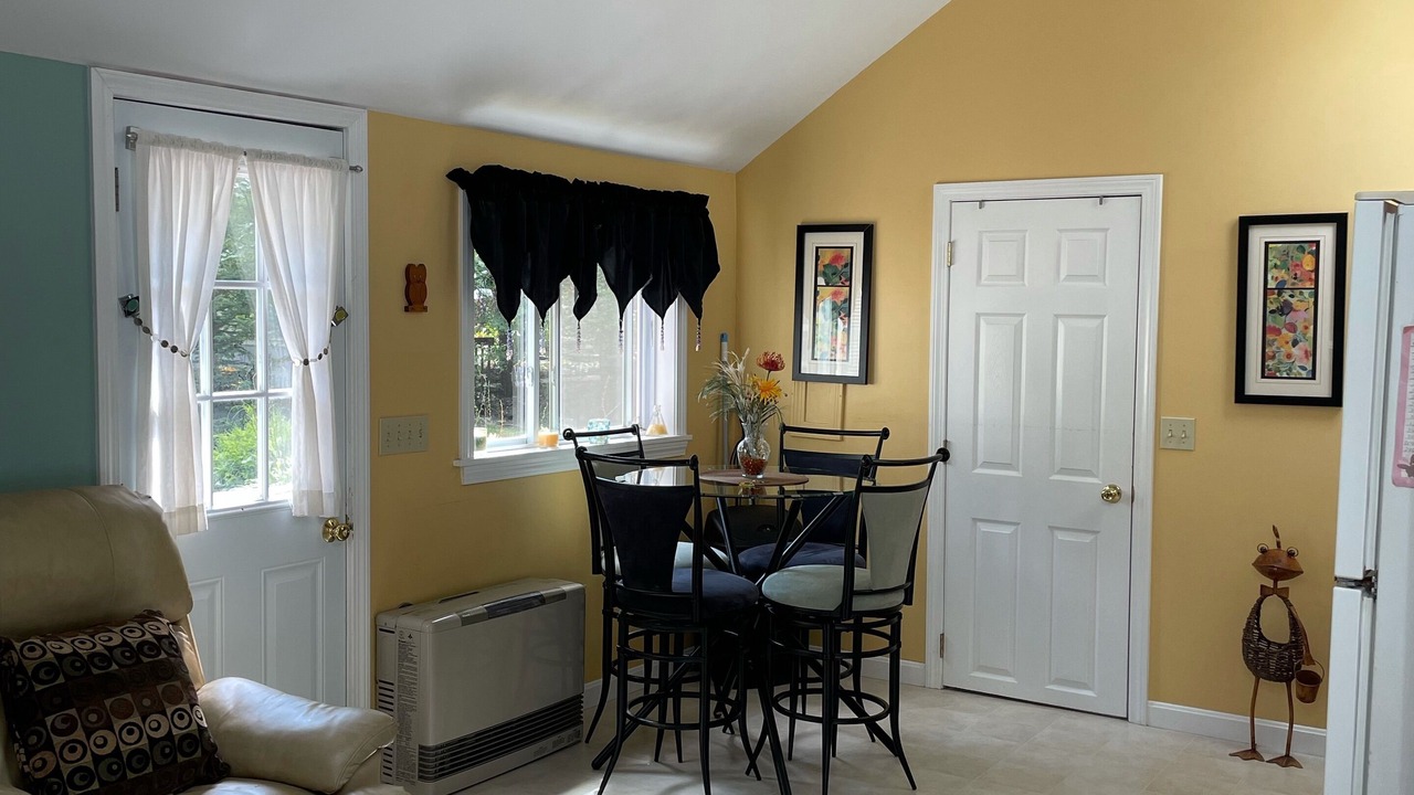 Photo of Livingroom in Rockport