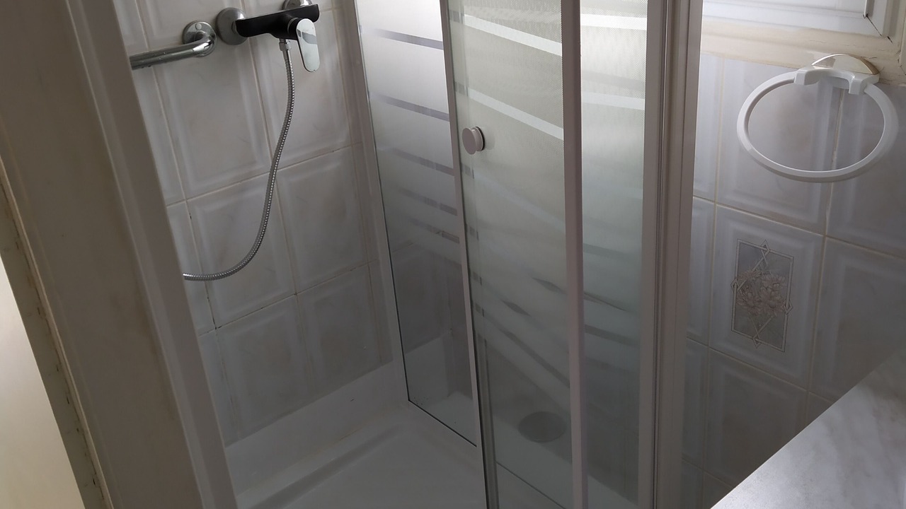 Photo of Bathroom in Saint-Martin-de-Sanzay
