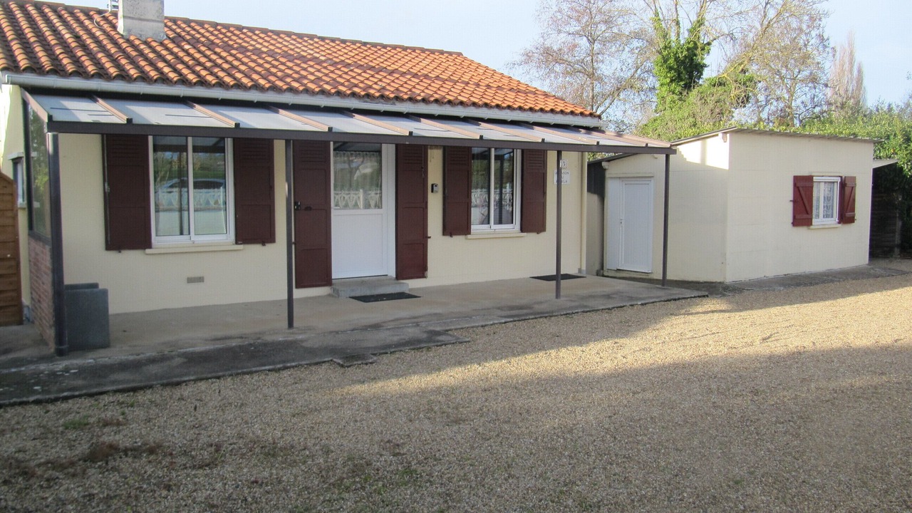 Photo of Outdoor in Saint-Martin-de-Sanzay