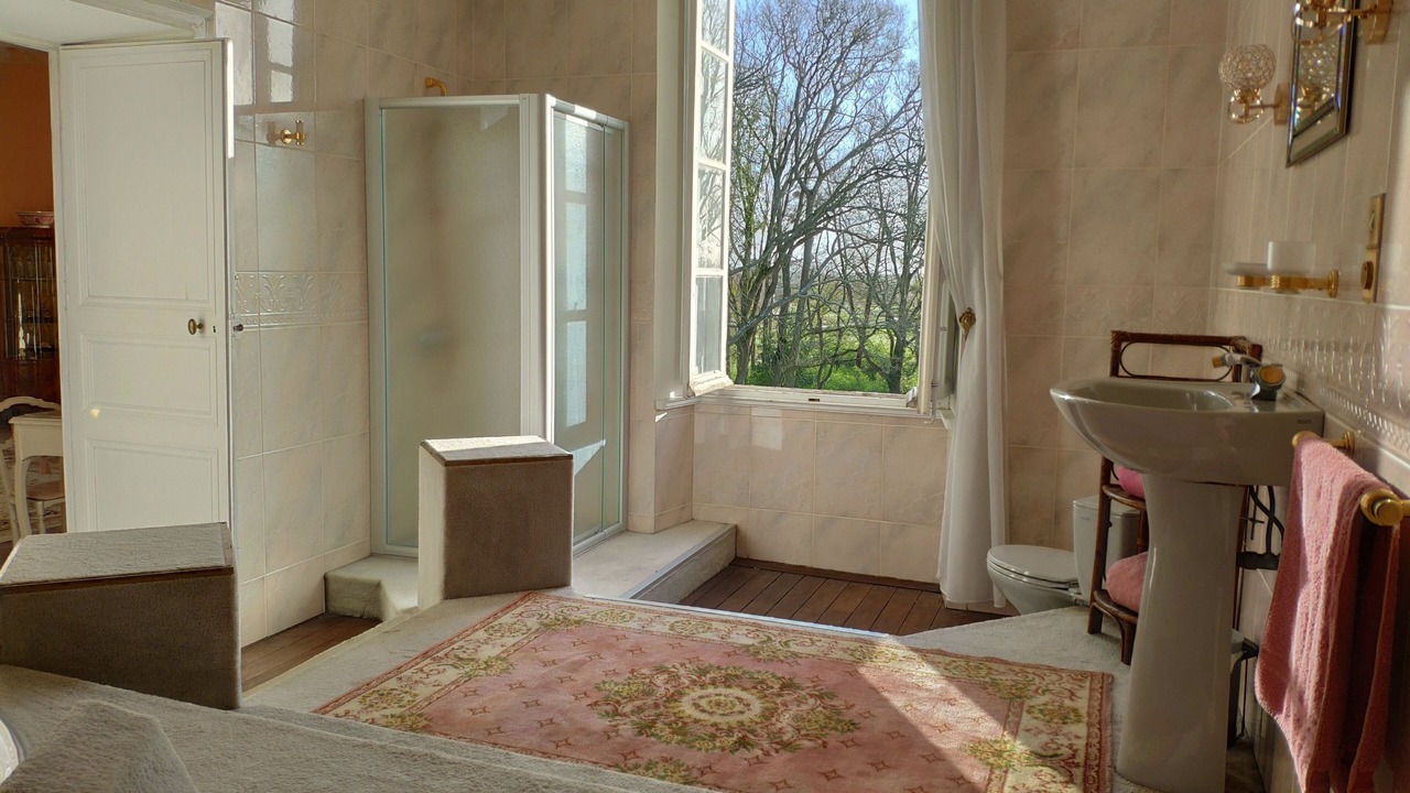 Photo of Bedroom in Saint-Etienne-de-Montluc