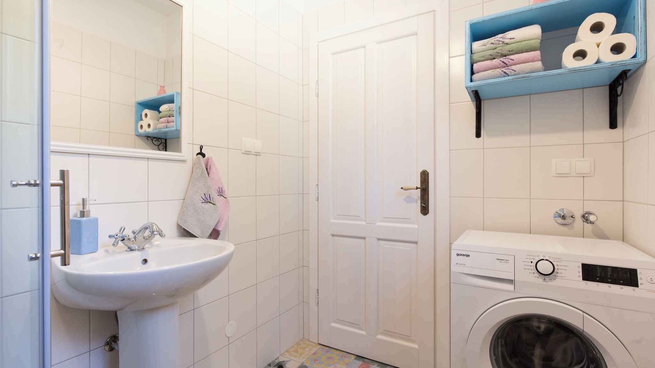 Photo of Bathroom in Punat