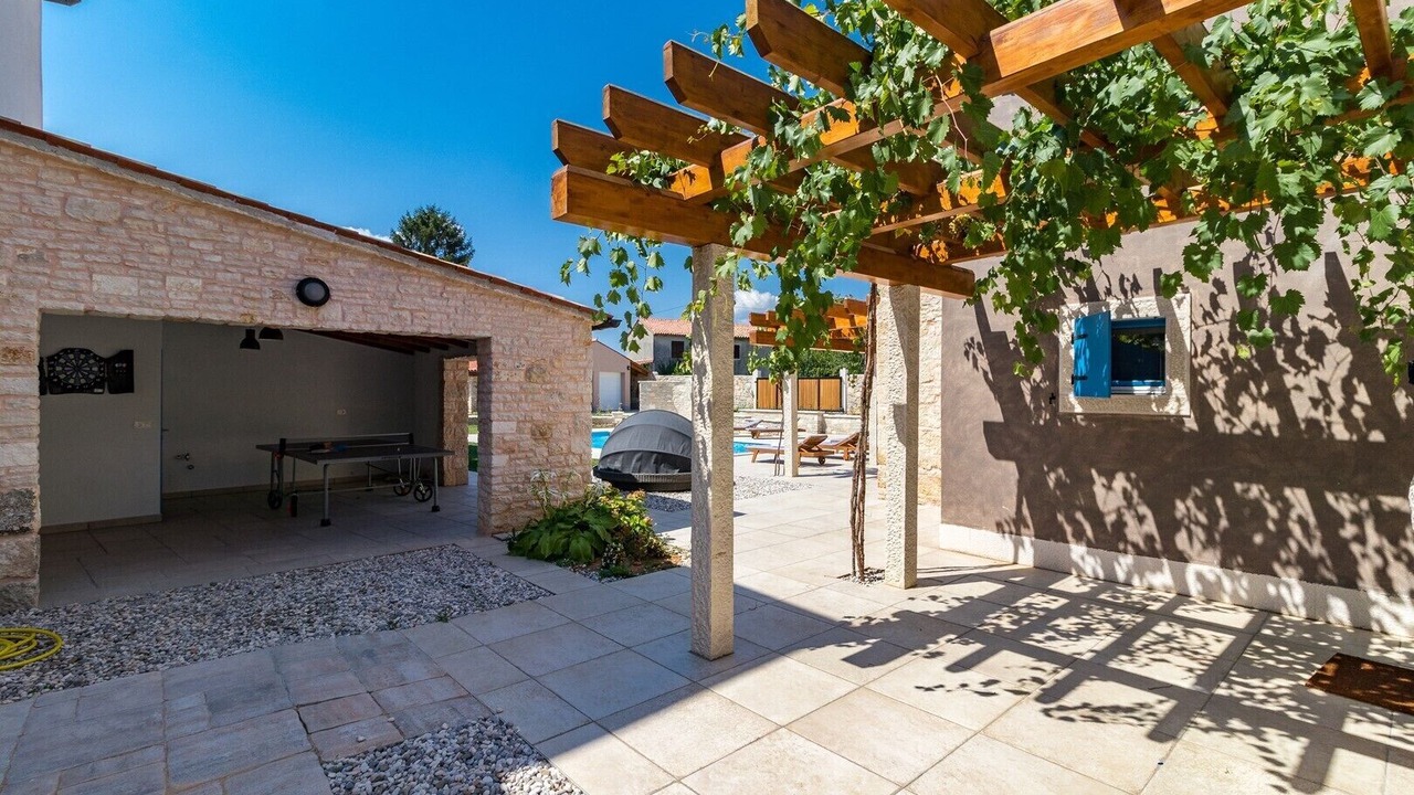 Photo of Patio Balcony in Bokordici