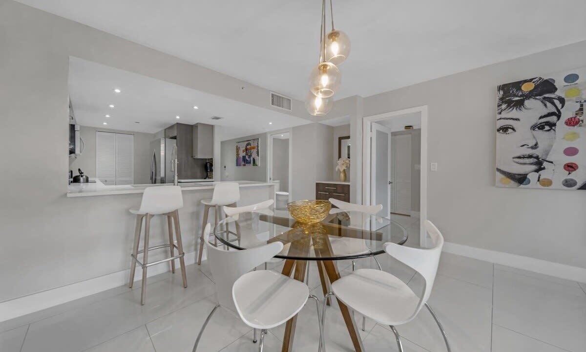 Photo of Others in Downtown Miami