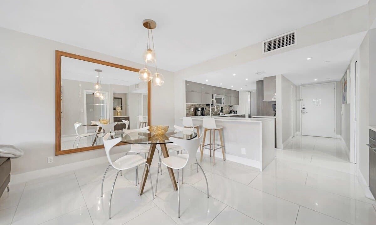 Photo of Others in Downtown Miami