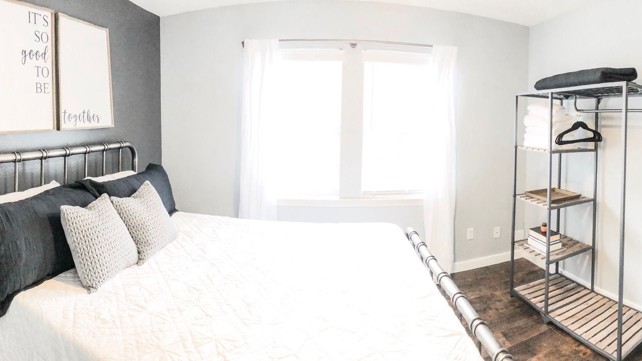 Photo of Bedroom in Holly Lake Ranch
