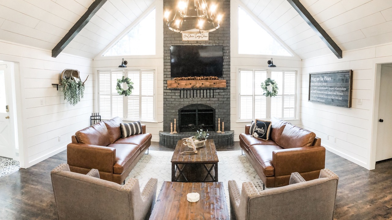 Photo of Livingroom in Holly Lake Ranch