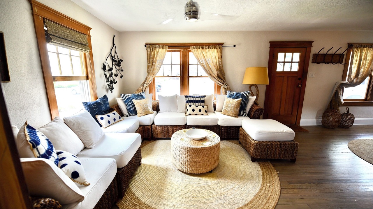 Photo of Livingroom in Avon