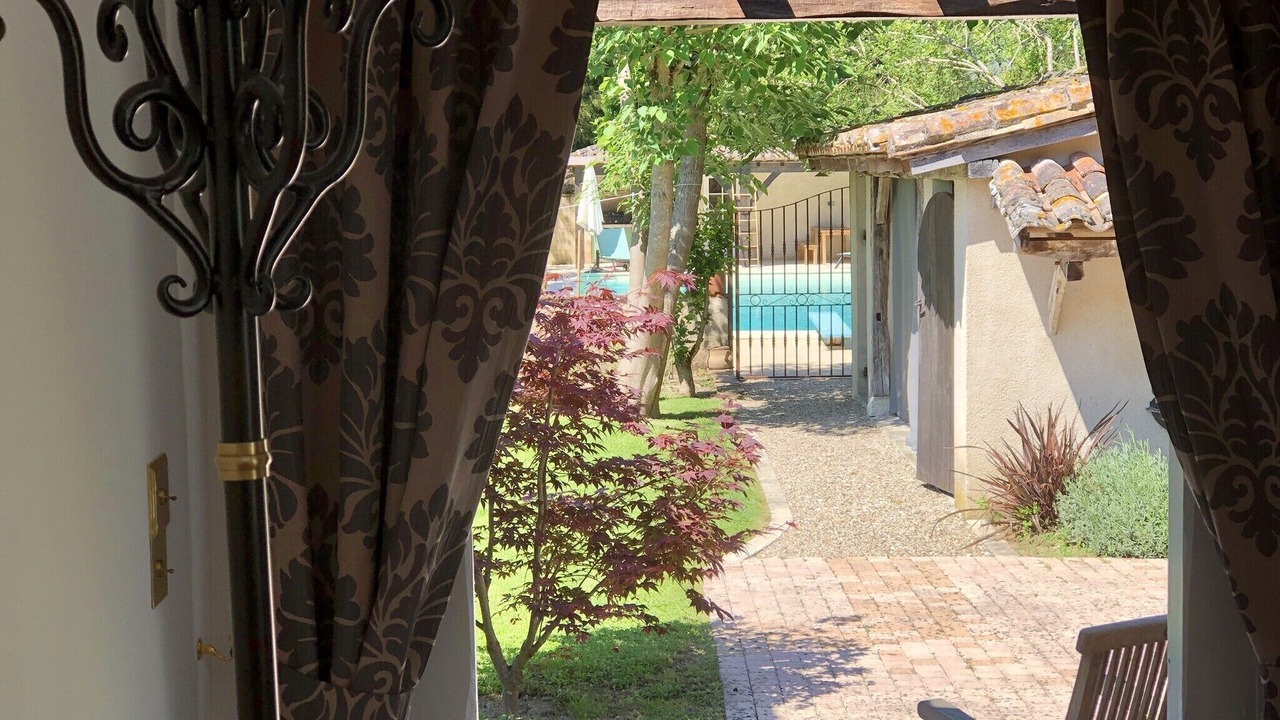 Photo of Patio Balcony in Saint-Seurin-de-Prats