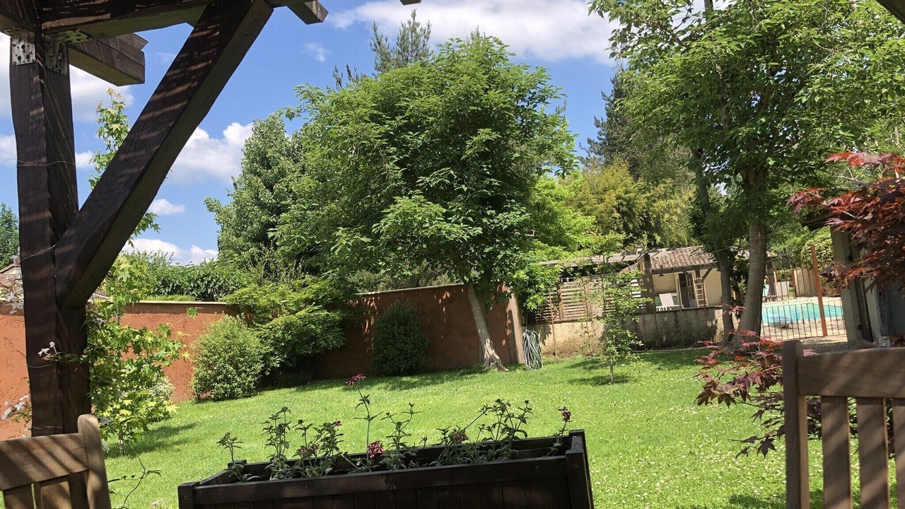 Photo of Outdoor in Saint-Seurin-de-Prats