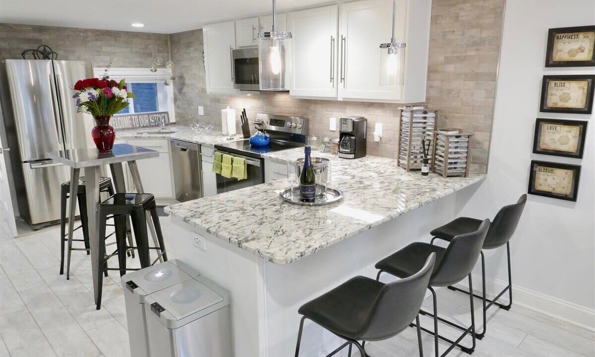 Photo of Others in Shaw