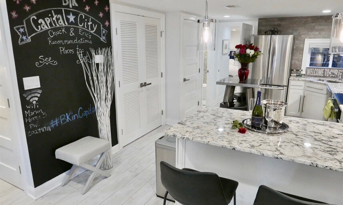 Photo of Others in Shaw