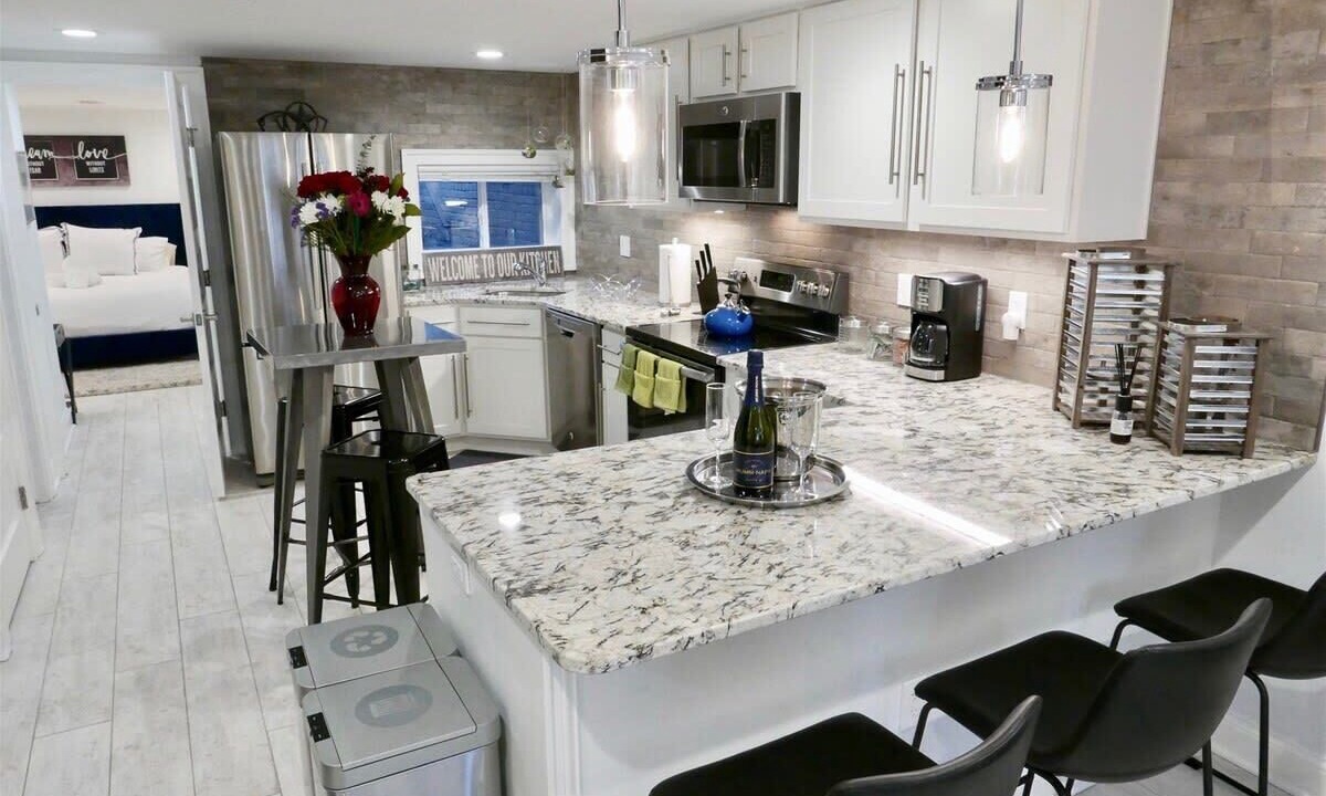 Photo of Others in Shaw