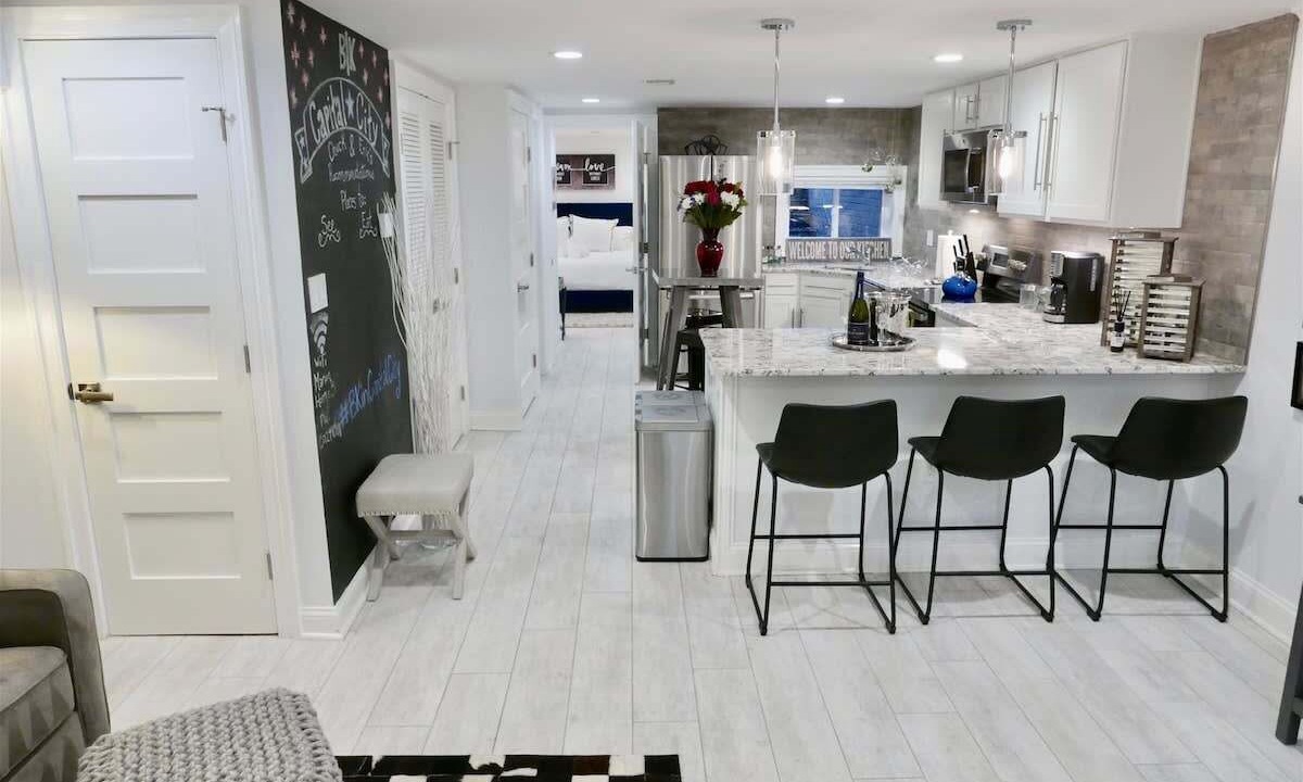 Photo of Others in Shaw