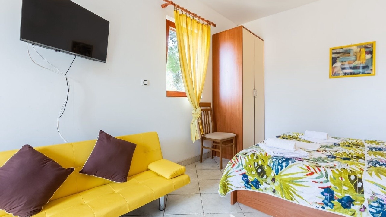 Photo of Bedroom in Baska
