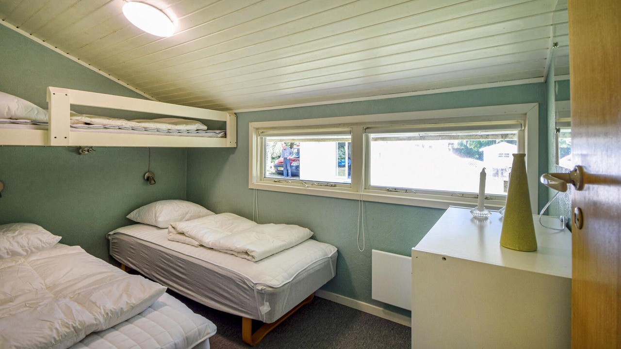 Photo of Others in Ans