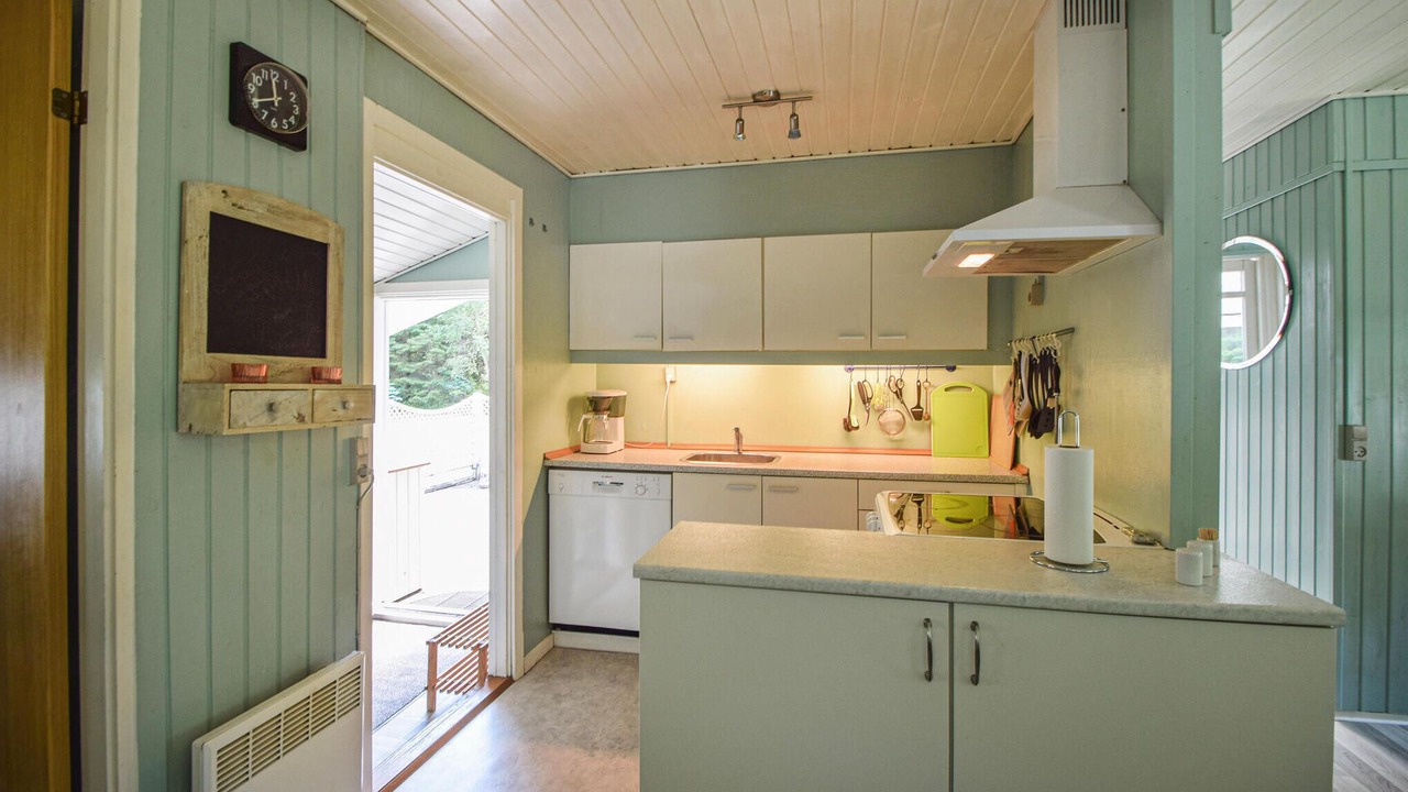 Photo of Others in Ans