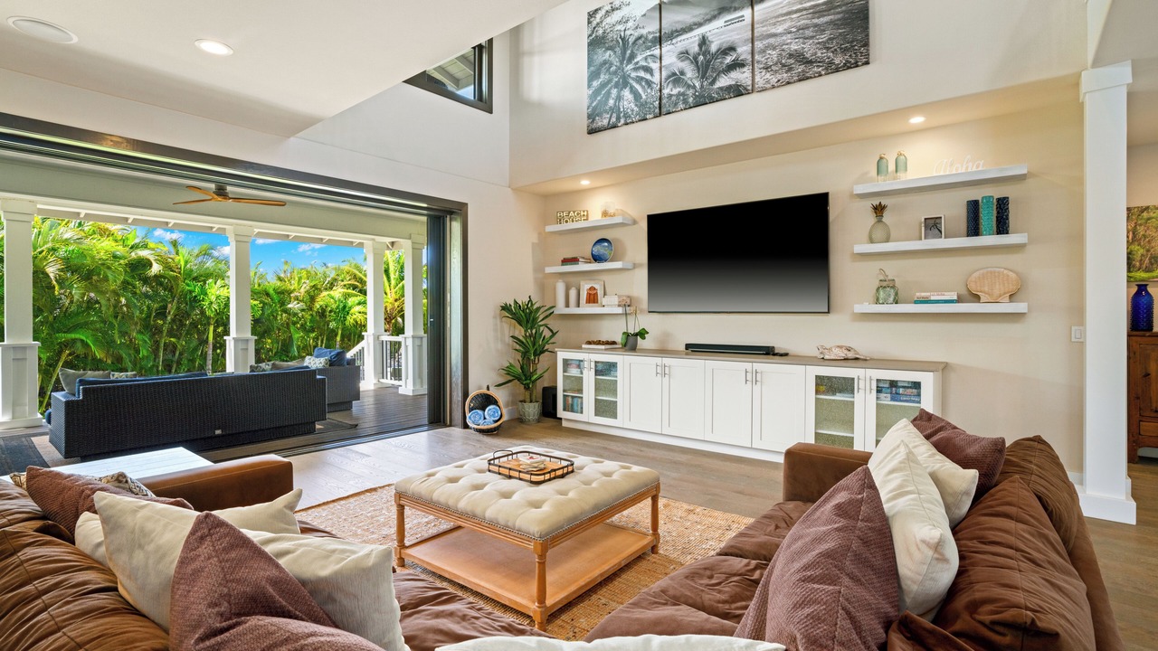 Photo of Livingroom in Poipu